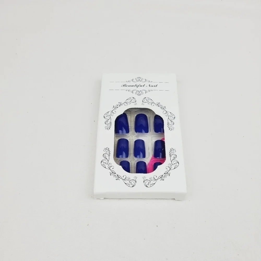 24 Pieces Fake Press On Nails